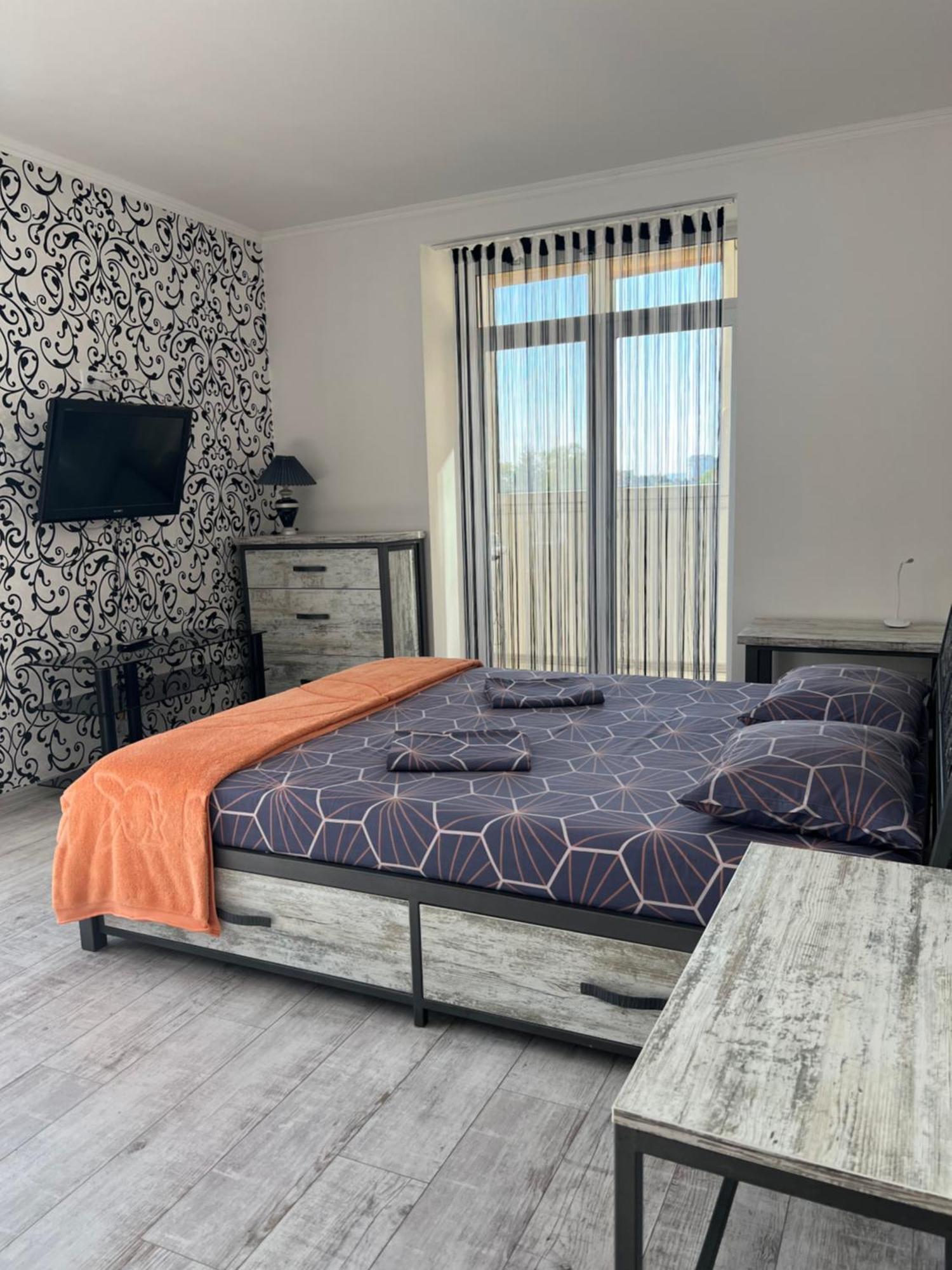 Home In Center With Jacuzzi Iwano-Frankiwsk Exterior foto