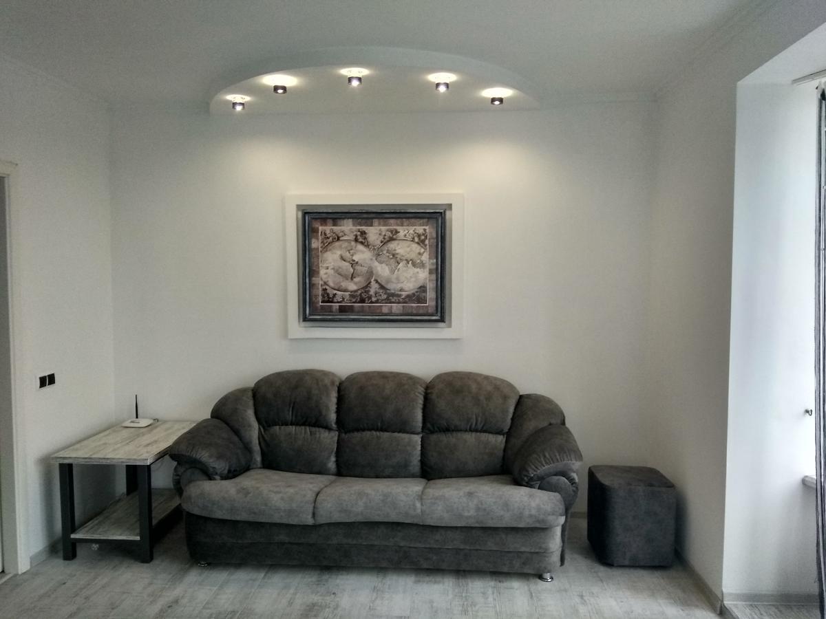 Home In Center With Jacuzzi Iwano-Frankiwsk Exterior foto